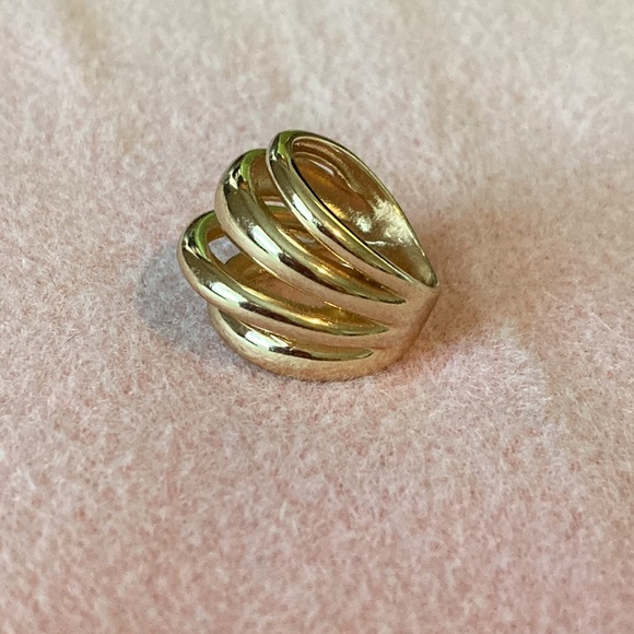 Gold ring - Picture 3 of 5